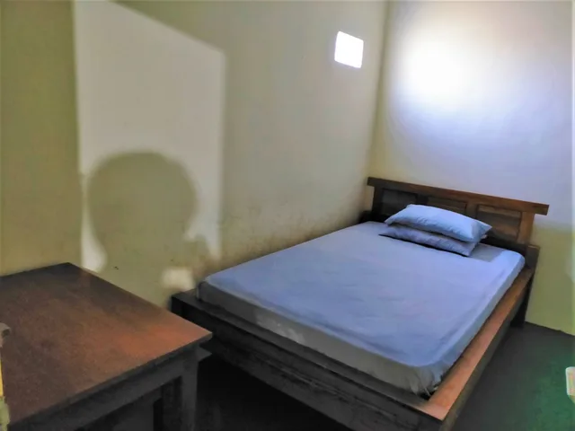 غرفة اقتصادية بسرير مزدوج بحمام خاص، Gandrung City Hostel 2/3