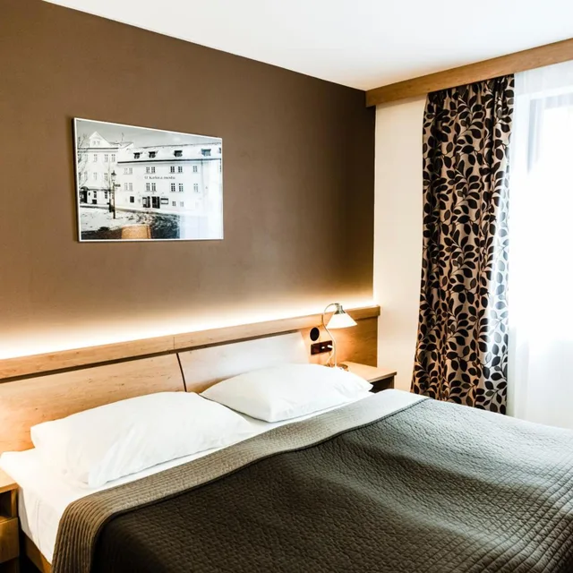 غرفة بسرير كينج بإطلالة على المدينة، Archibald City Hotel 7/10