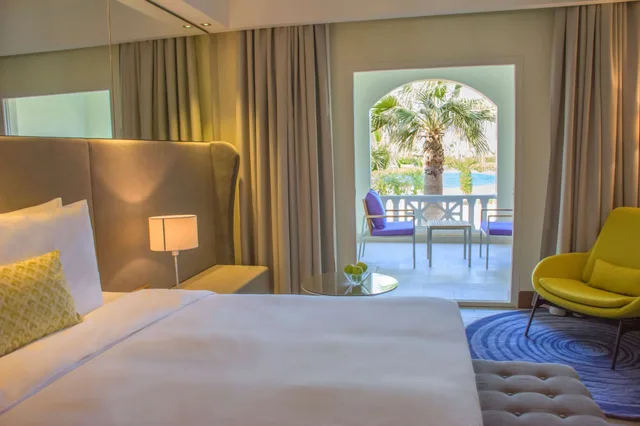 Superior, Twin Beds, Pool View, Balcony, Radisson Blu Resort Al Khobar Half Moon Bay 2/6
