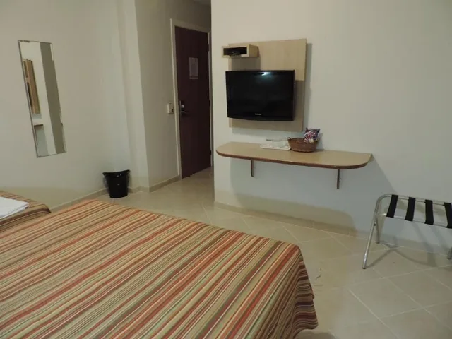 غرفة ديلوكس ثلاثية بسرير مزدوج وسرير فردي، Hotel Costa Balena 6/8