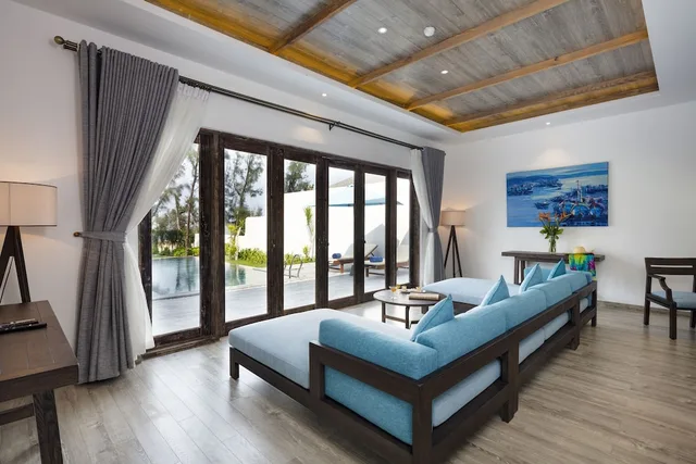 فيلا بسرير كينج بإطلالة على البحر بغرفة نوم واحدة بمسبح خاص، Stelia Beach Resort 1/2