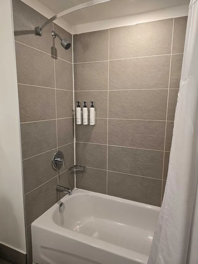 Upgrade, Suite, King Bed، Country Inn and Suites By Radisson Belleville ON 3/4