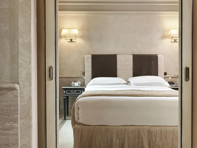 Junior Suite, Piazza View، Barocco 4/8