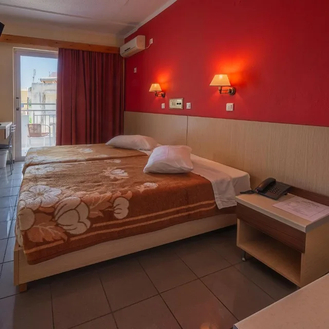 غرفة بسريرين منفصلين، Dimitris Paritsa Hotel 3/5