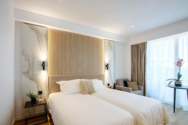 غرفة سوبيريور بسرير مزدوج، Cavo Maris Beach Hotel 1/8