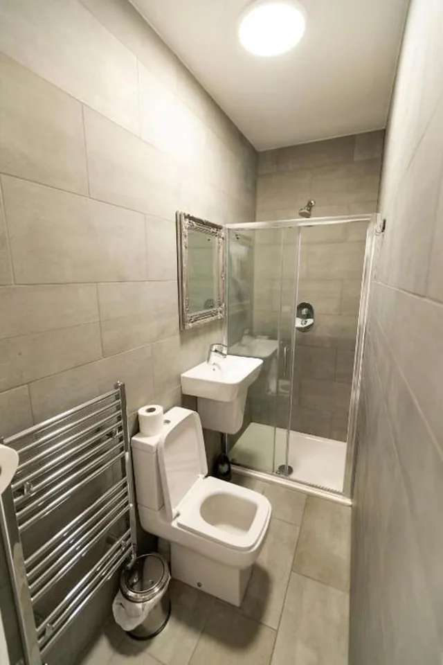 Room, Double Bed, Comfotel Grn 3/3