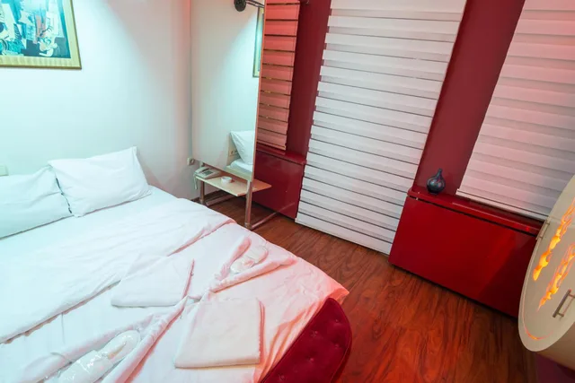 جناح، Element Suites 9/10