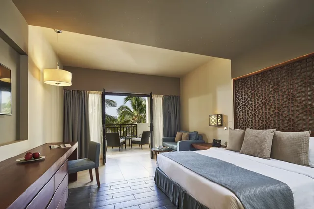غرفة ديلوكس بسرير كينج لذوي الإعاقة، Fanar Hotel and Residences 1/5