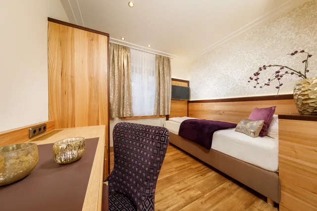غرفة كلاسيكية مفردة، Hotel Schlosskrone 1/1