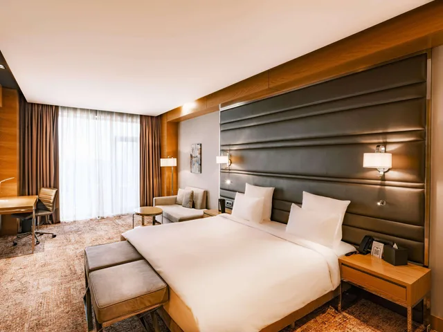 غرفة ديلوكس بسرير مزدوج، Movenpick Winter Park Baku 3/6