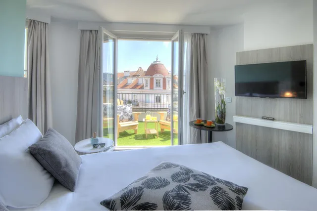 غرفة بسرير كوين بإطلالة على المدينة بشرفة، Ibis Styles Nice Centre Gare 2/10