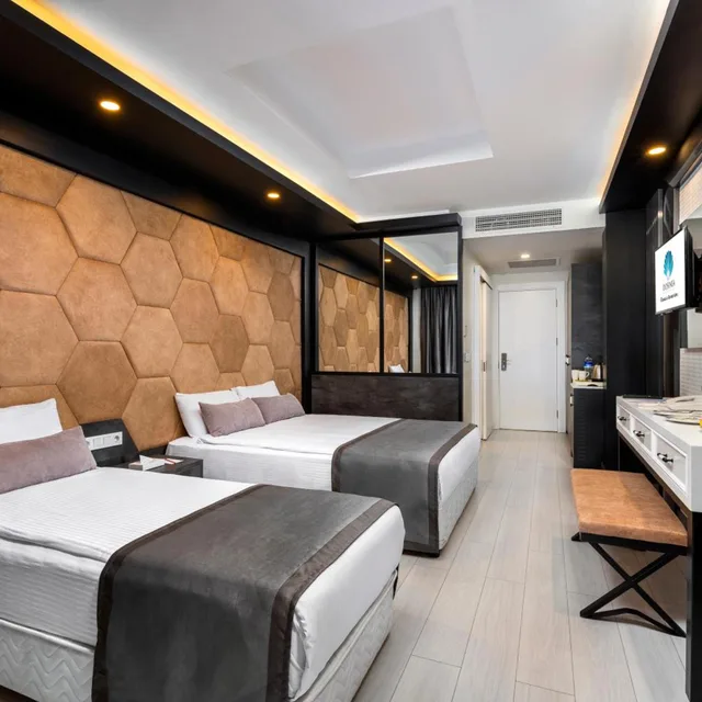 Swim Up, Double Bed, Pool View، Dosinia Luxury Resort 2/4