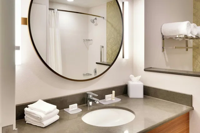Room, Multiple Beds، Fairfield Inn And Suites Denver West Federal Center 4/4