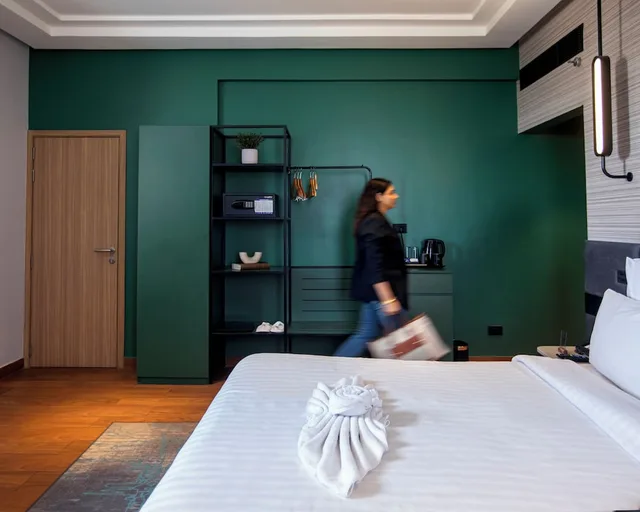 غرفة تنفيذية بسرير مزدوج بشرفة، Novotel Jodhpur ITI Circle 6/8