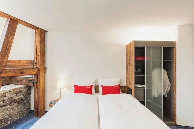 غرفة سوبيريور بسريرين منفصلين، Sorell Hotel Rueden 2/4