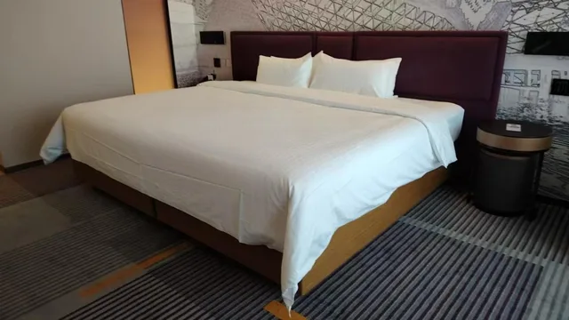 غرفة قياسية بسرير كينج، Hampton Inn Guangzhou China 7/10