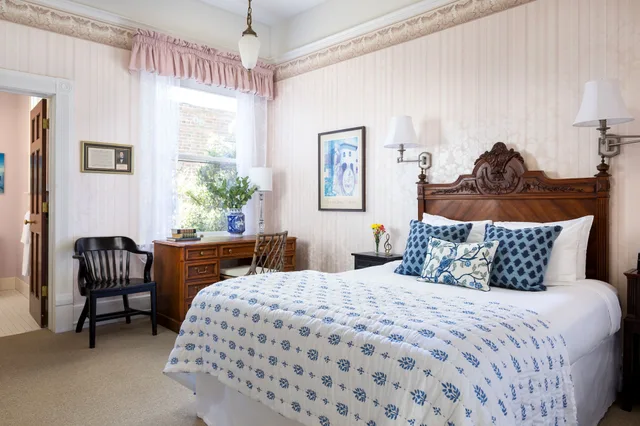 غرفة سوبيريور بسرير كوين، Garden Street Inn 1/10