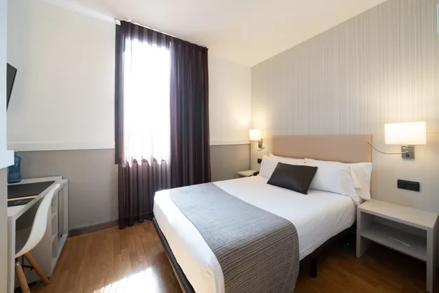 غرفة قياسية مفردة، CATALONIA GRAN HOTEL VERDI 2/5