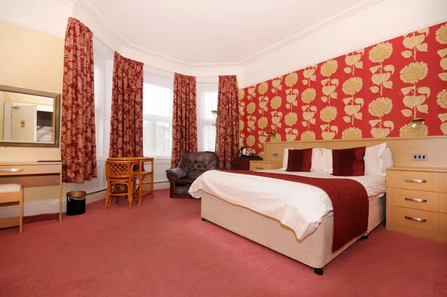 غرفة بسرير مزدوج، Denewood Hotel - Guest Accomodation 1/4