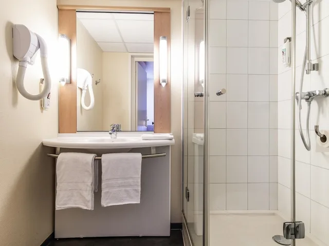 غرفة قياسية بسرير مزدوج، Ibis Issoire 10/10