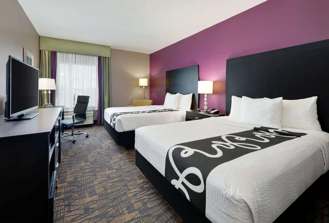 جناح بسريرين كوين لذوي الإعاقة، La Quinta Inn & Suites by Wyndham Jourdanton - Pleasanton 1/1