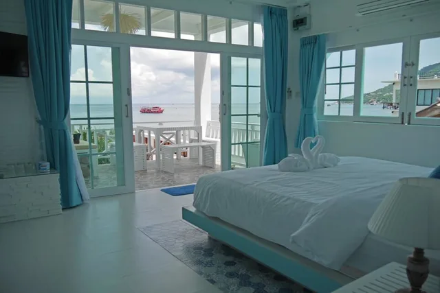 غرفة ثلاثية بسرير كينج وسرير فردي بإطلالة على البحر، DD Hut Koh Tao 3/7
