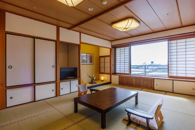 غرفة عائلية بحمام خاص، Biwako Grand Hotel 1/1