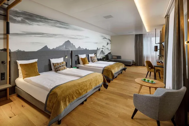 غرفة رباعية بثلاثة أسرّة مع أريكة، Hotel Allegra Lodge 2/2