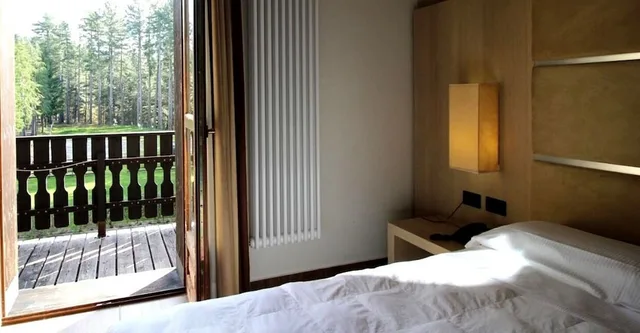 غرفة عائلية ثلاثية بثلاثة أسرّة، Grand Hotel Parco Dei Pini 2/3