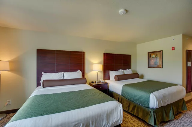 غرفة بسريرين كوين لذوي الإعاقة، Cobblestone Inn & Suites - Clintonville 3/7