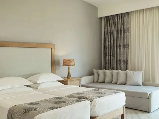 Premium, Bungalow, Double Bed, Garden View, Sofa, Civitel Creta Beach 2/10