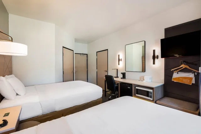 Standard, 2 Double Beds, Quality Inn Yuba City/Marysville, CA 4/7