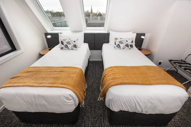 شقة بسرير كوين وسريرين منفصلين بغرفتي نوم، Hotel Give 6/10