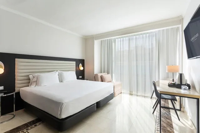 غرفة ثلاثية بغرفة نوم واحدة مع سرير إضافي، Eurostars Cristal Palace 2/10