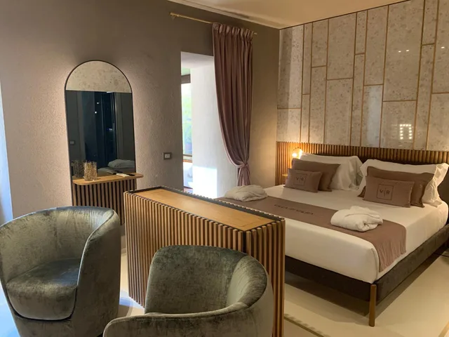 جناح جونيور بجاكوزي، Villa Riviera Suites 1/3