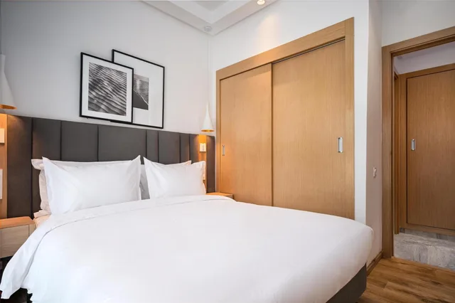 شقة بسرير كينج وثلاثة أسرّة بإطلالة على البحر بـ3 غرف نوم، Radisson Residences Taghazout Bay 3/10