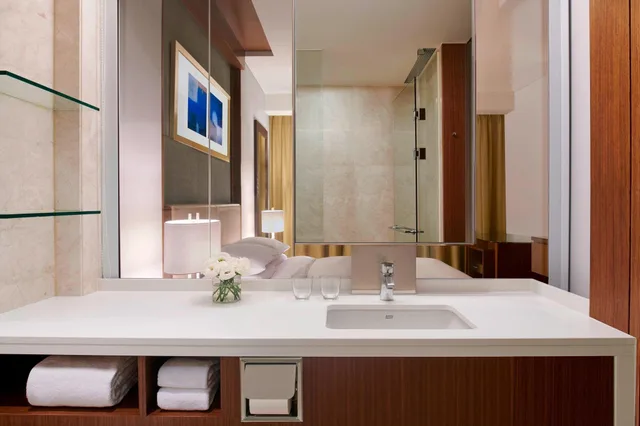 غرفة قياسية بسريرين منفصلين، Courtyard By Marriott Seoul Times Square 6/6