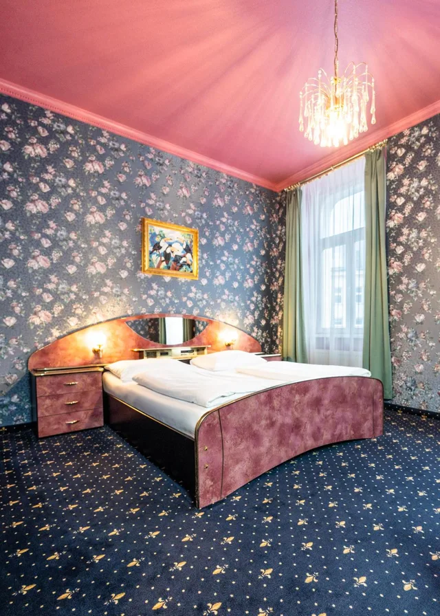 Design, Superior, King Bed، Hotel Urania 4/9