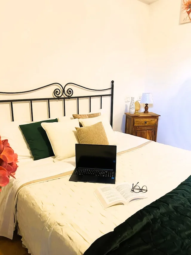 شقة بانورامية بسرير مزدوج بغرفة نوم واحدة مع أريكة، Villaggio Le Querce 2/8