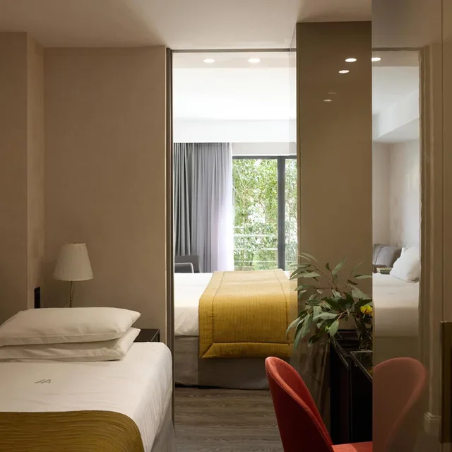 غرفة عائلية بسرير فردي، Astor Hotel 4/7