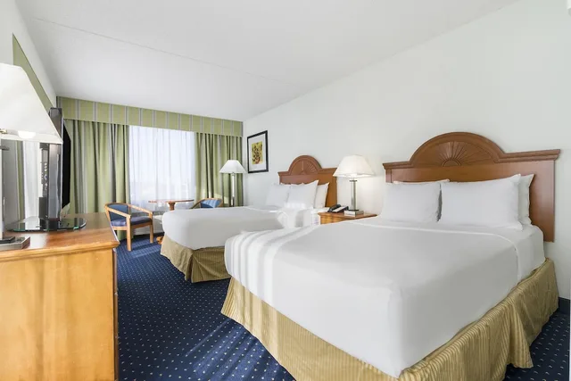 غرفة بسريرين كوين، Thousand Hills Resort Hotel 2/4