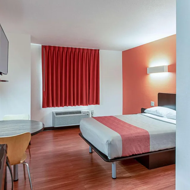 غرفة بسرير مزدوج لذوي الإعاقة، Motel6 Lebanon, IN 6/10