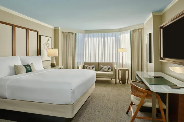 غرفة غراند بسرير كينج، The Whitley A Luxury Collection Hotel Atlanta Buckhead 1/2