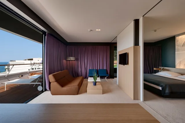Bay Suite, King Bed, Lone Hotel by Maistra Collection 4/4