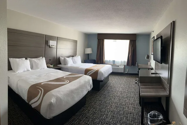 غرفة بسريرين كوين، Quality Inn & Suites Red Wing, MN 3/5