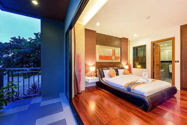 Family Suite, King Bed, Sofa, Balcony, Chalong Miracle Lakeview Resort & Spa 3/5