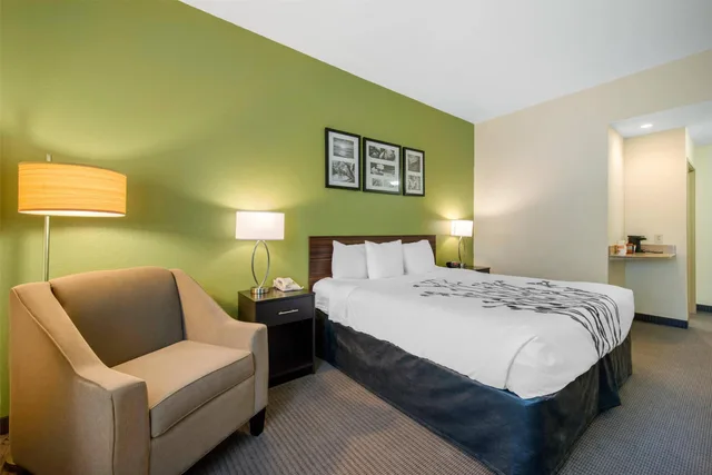 غرفة بسرير كينج، Sleep Inn & Suites Port Charlotte-Punta Gorda 2/3