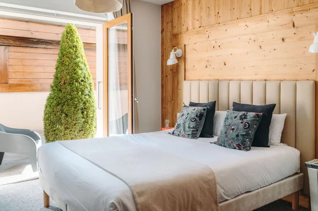 غرفة قياسية، Hotel des 2 Gares 2/2