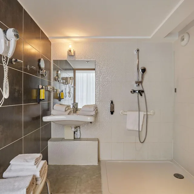 شقة لذوي الإعاقة، Appart hotel Odalys City Montpellier Centre Gare St Roch 5/6