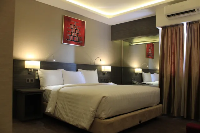 جناح جونيور، Biz Hotel Batam 1/2